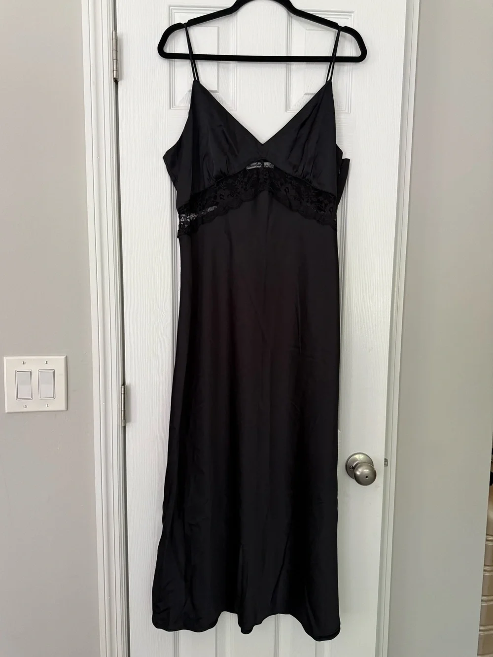 Abercrombie & Fitch Black Satin Lace Slip Dress Maxi Dress Women’s Large
